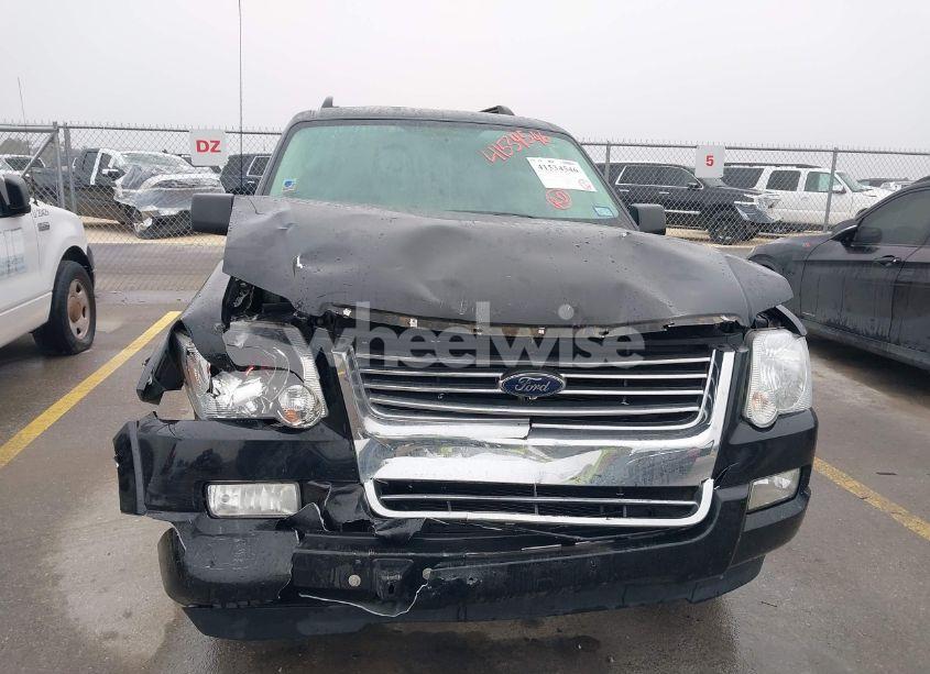 Photo 6 of 2010 Ford Explorer XLT (VIN 1FMEU6DE5AUA15196)