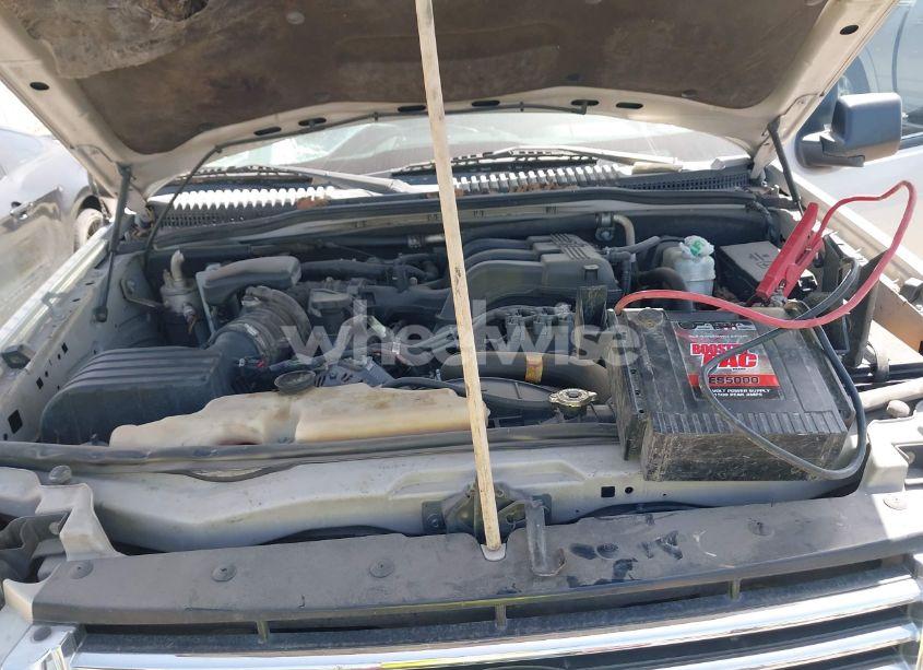 Photo 10 of 2010 Ford Explorer XLT (VIN 1FMEU6DE6AUA11223)