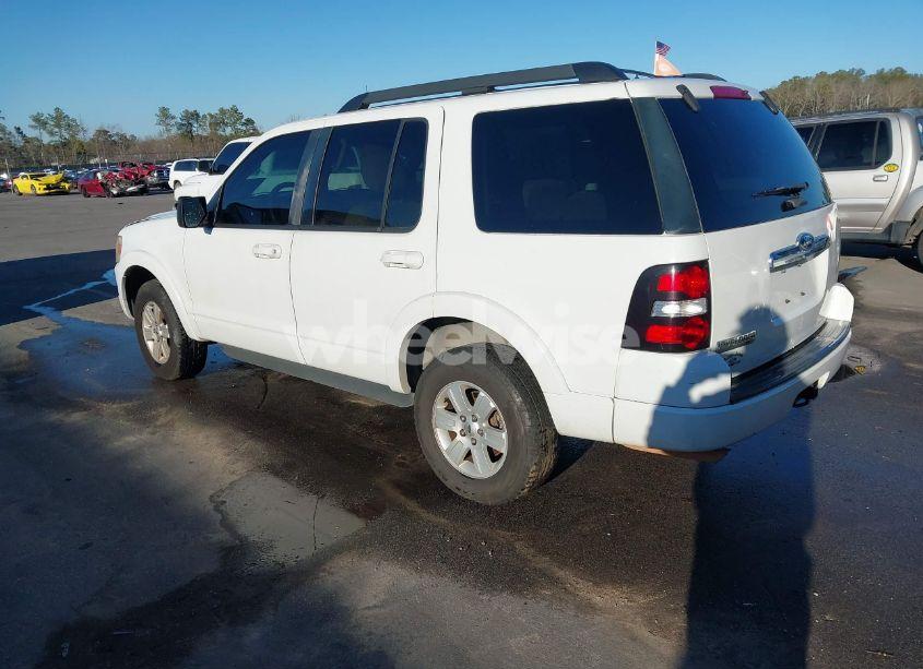 Photo 3 of 2010 Ford Explorer XLT (VIN 1FMEU6DE6AUA86018)