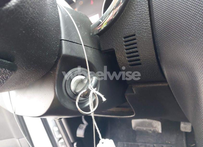 Photo 11 of 2010 Ford Explorer XLT (VIN 1FMEU6DE9AUA70511)