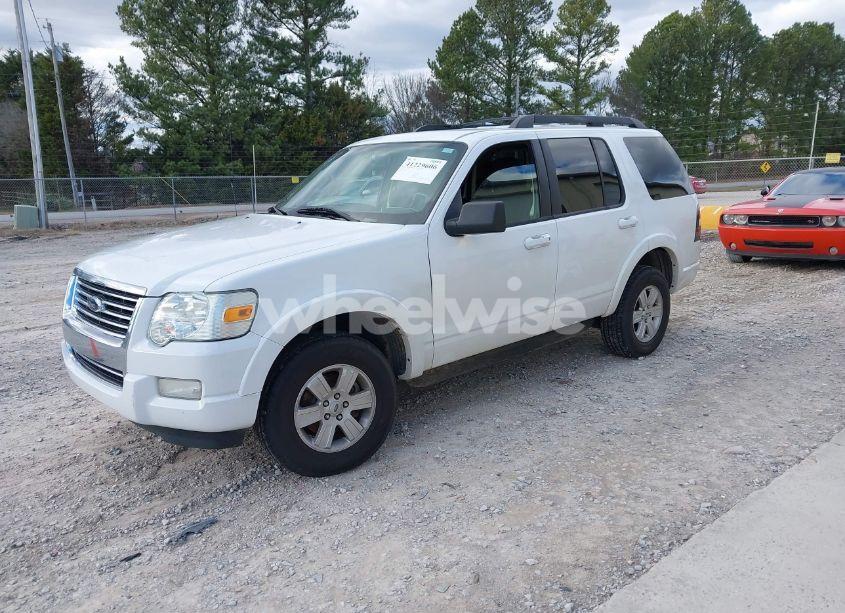 Photo 2 of 2010 Ford Explorer XLT (VIN 1FMEU6DE9AUA70511)