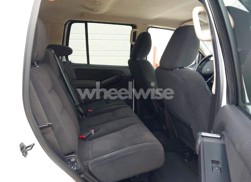 Photo 8 of 2010 Ford Explorer XLT (VIN 1FMEU6DE9AUA70511)