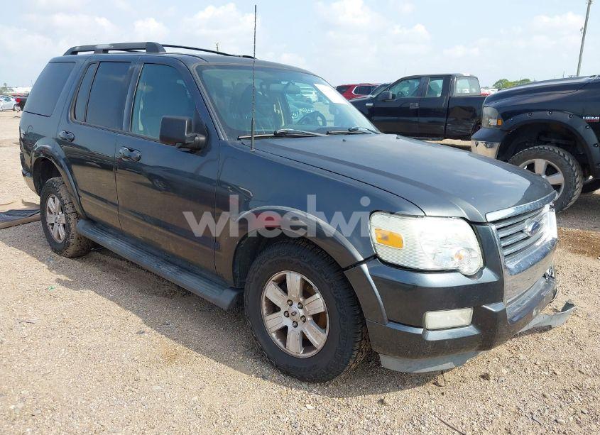 2010 Ford Explorer XLT (VIN 1FMEU6DEXAUA55838) main photo