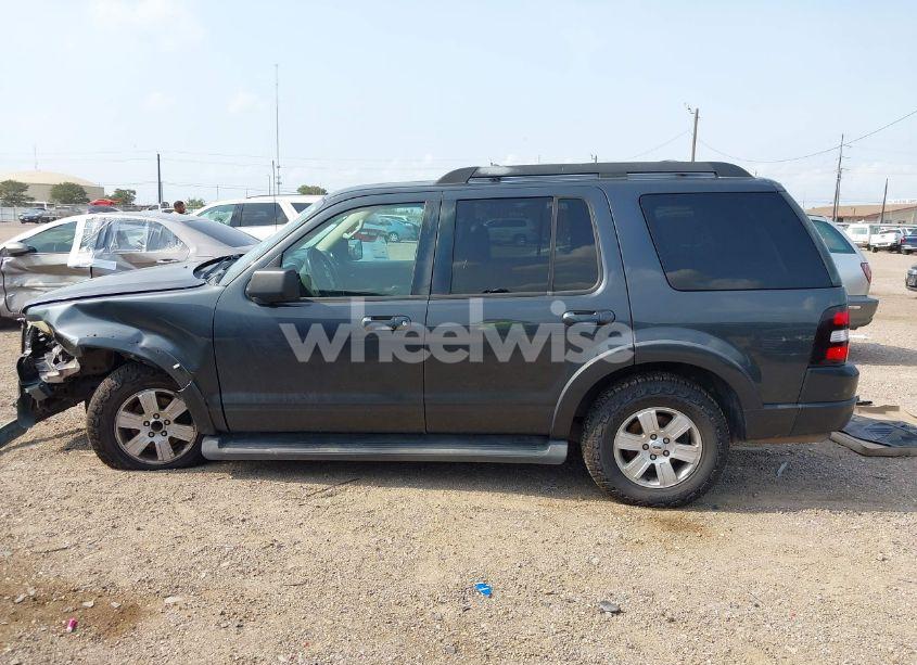 Photo 15 of 2010 Ford Explorer XLT (VIN 1FMEU6DEXAUA55838)