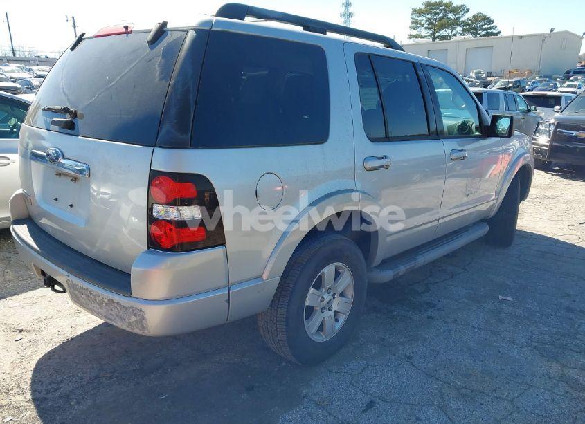 Photo 4 of 2010 Ford Explorer XLT (VIN 1FMEU6DEXAUA64409)