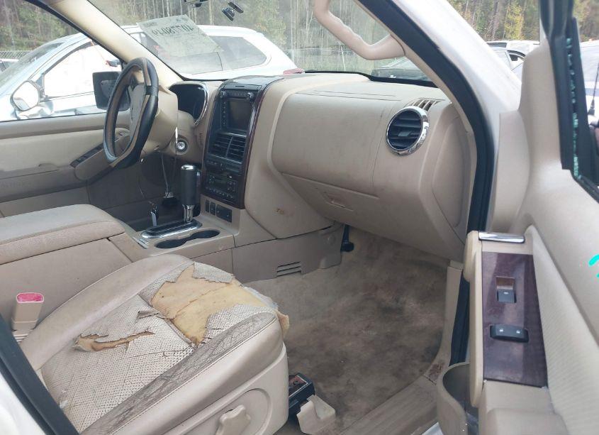 Photo 5 of 2010 Ford Explorer LIMITED (VIN 1FMEU6FE4AUA01531)