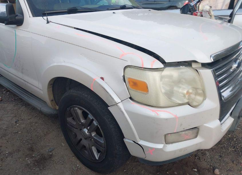 Photo 6 of 2010 Ford Explorer LIMITED (VIN 1FMEU6FE4AUA01531)