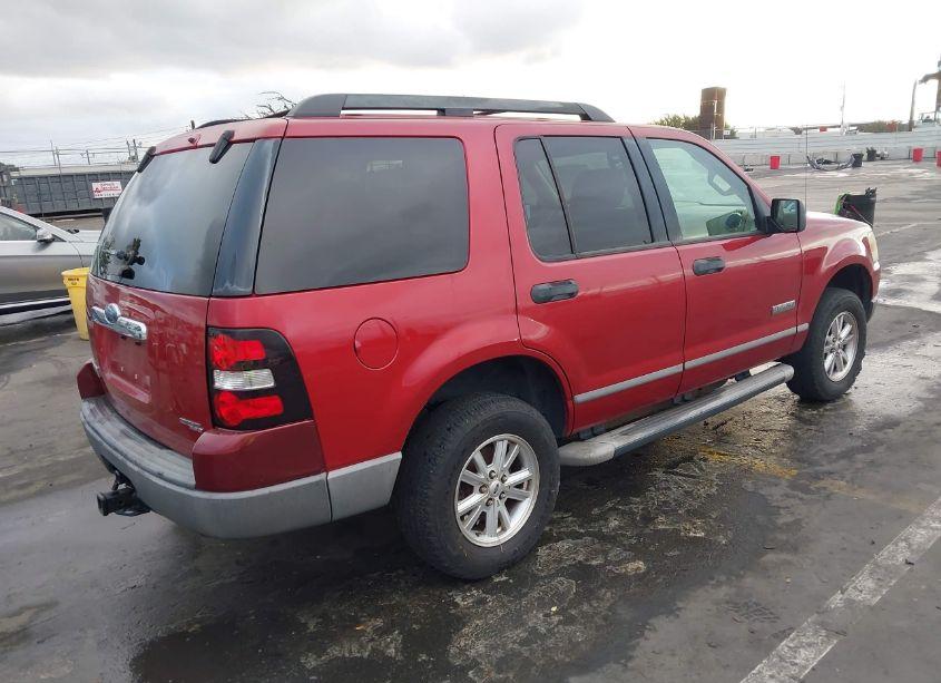 Photo 4 of 2006 Ford Explorer XLS (VIN 1FMEU72E16UA67795)