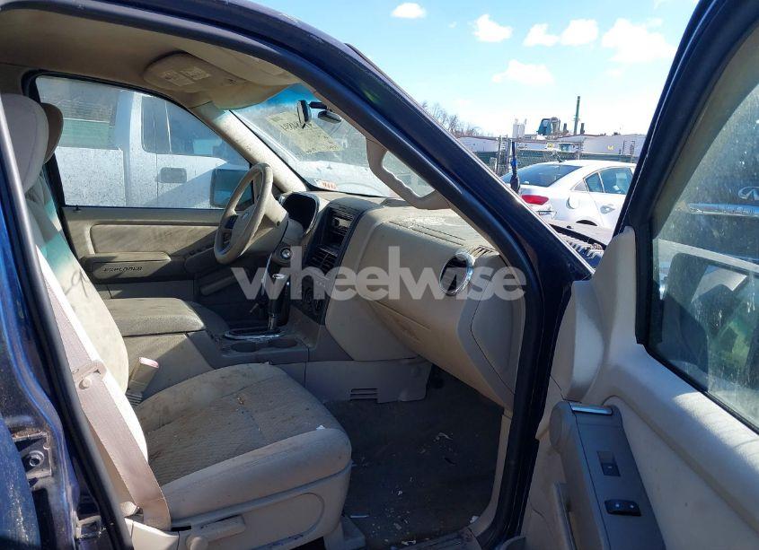 Photo 5 of 2006 Ford Explorer XLS (VIN 1FMEU72E16UB28076)