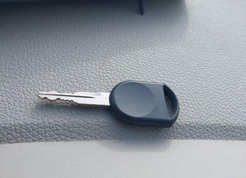 Photo 11 of 2006 Ford Explorer XLS (VIN 1FMEU72E26UA30562)