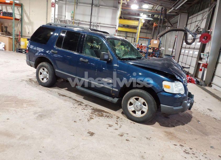 2006 Ford Explorer XLS (VIN 1FMEU72E26UB63399) main photo