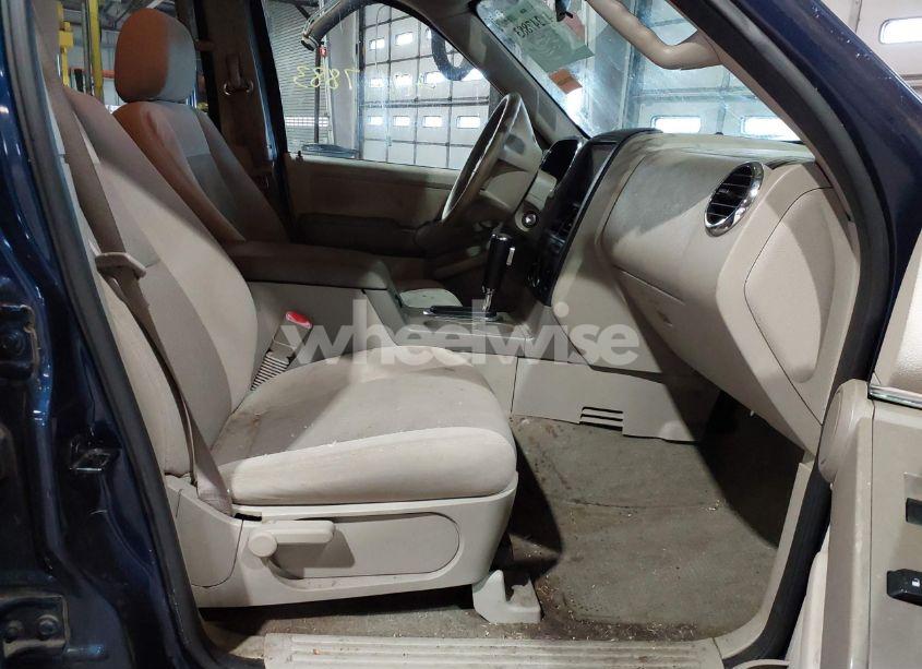 Photo 5 of 2006 Ford Explorer XLS (VIN 1FMEU72E26UB63399)