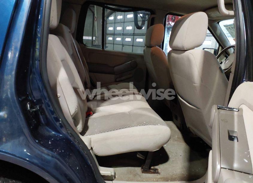 Photo 8 of 2006 Ford Explorer XLS (VIN 1FMEU72E26UB63399)
