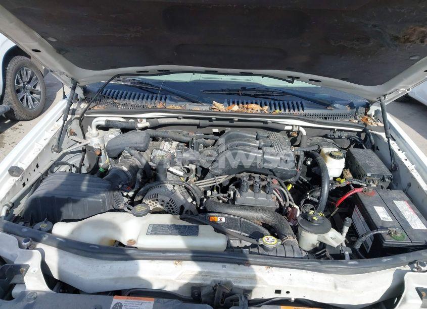 Photo 10 of 2006 Ford Explorer XLS (VIN 1FMEU72E36UA81732)