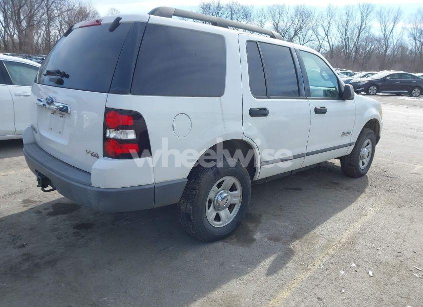 Photo 4 of 2006 Ford Explorer XLS (VIN 1FMEU72E36UA81732)