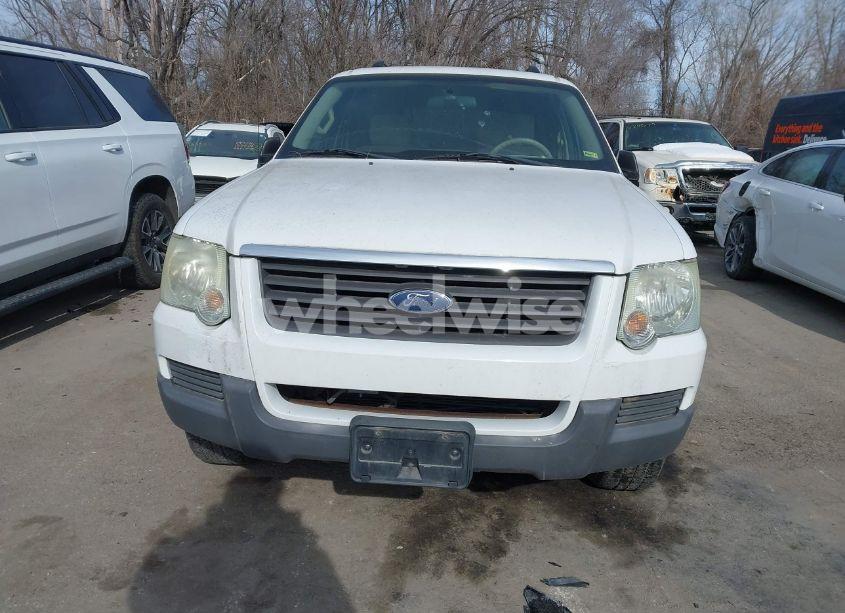 Photo 6 of 2006 Ford Explorer XLS (VIN 1FMEU72E36UA81732)