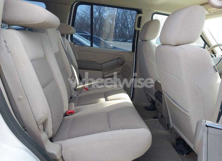 Photo 8 of 2006 Ford Explorer XLS (VIN 1FMEU72E36UA81732)