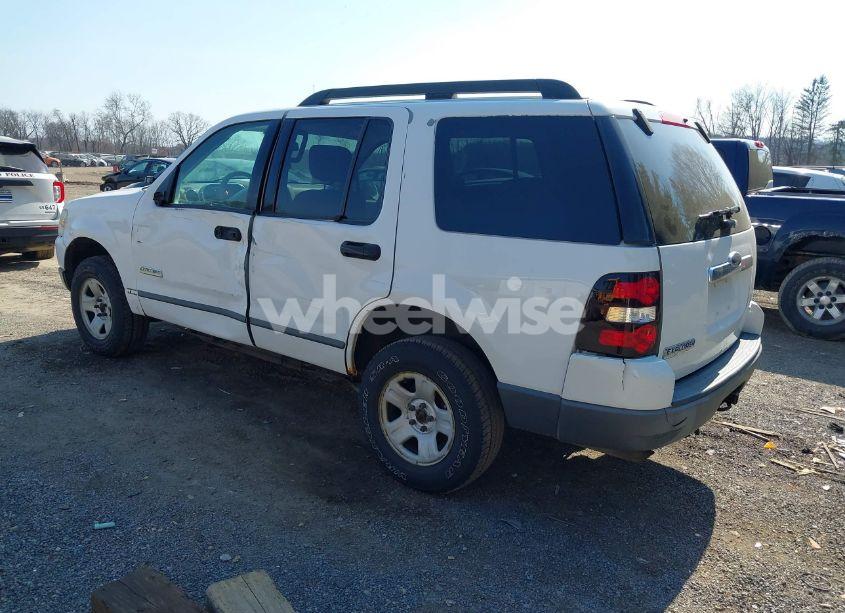 Photo 3 of 2006 Ford Explorer XLS (VIN 1FMEU72E76UB31726)