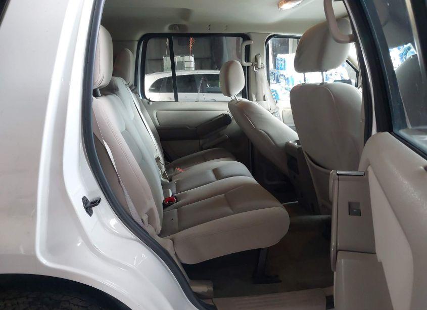 Photo 8 of 2006 Ford Explorer XLS (VIN 1FMEU72EX6UB51209)