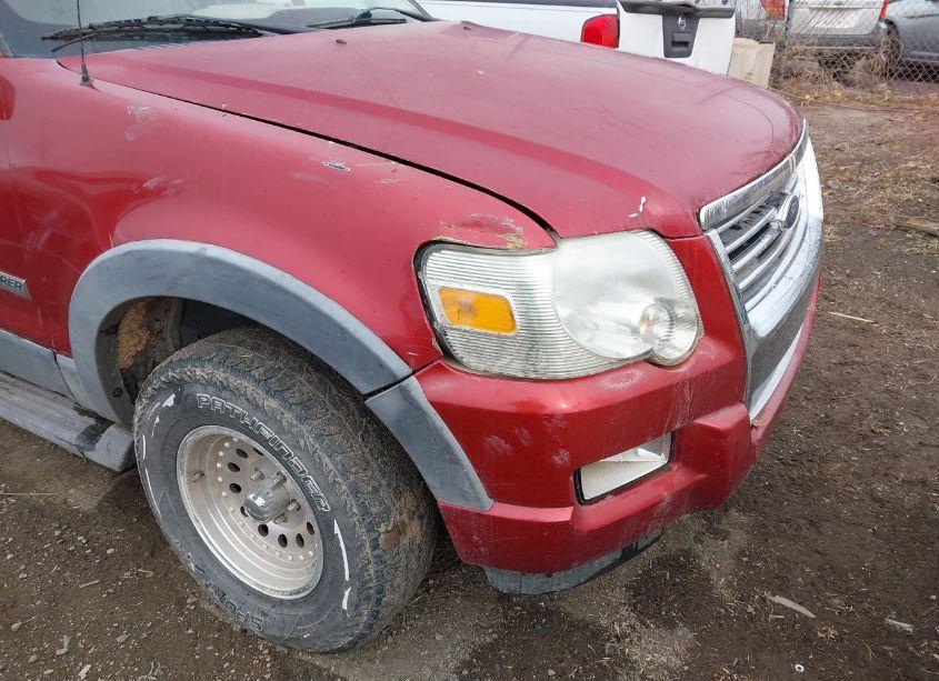Photo 12 of 2006 Ford Explorer XLT (VIN 1FMEU73806ZA04487)