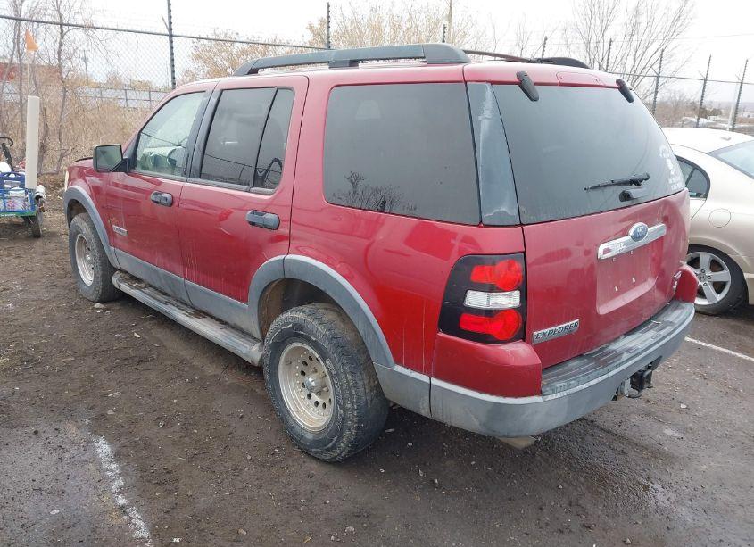 Photo 3 of 2006 Ford Explorer XLT (VIN 1FMEU73806ZA04487)