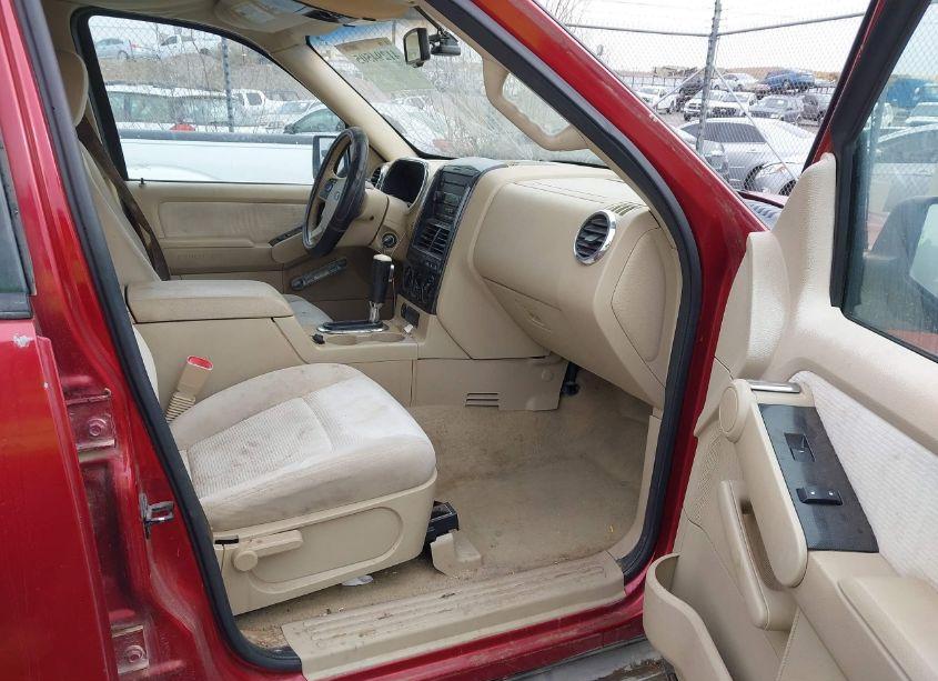 Photo 5 of 2006 Ford Explorer XLT (VIN 1FMEU73806ZA04487)