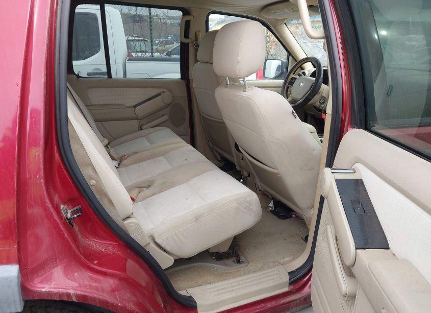 Photo 8 of 2006 Ford Explorer XLT (VIN 1FMEU73806ZA04487)