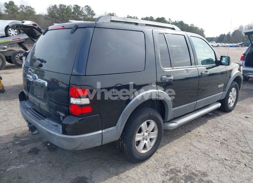 Photo 4 of 2006 Ford Explorer XLT (VIN 1FMEU73836UA58492)