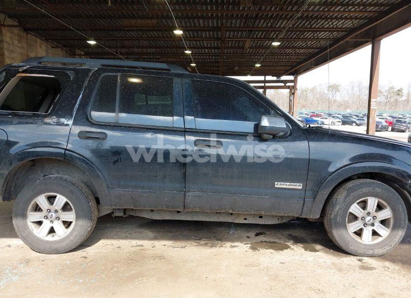 Photo 13 of 2006 Ford Explorer XLT (VIN 1FMEU73846UB53904)