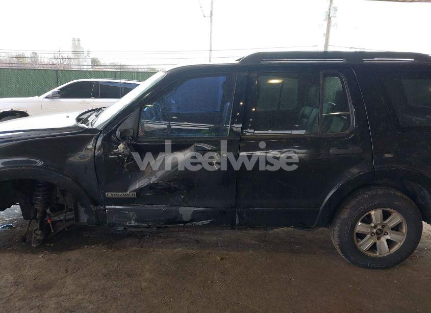 Photo 14 of 2006 Ford Explorer XLT (VIN 1FMEU73846UB53904)