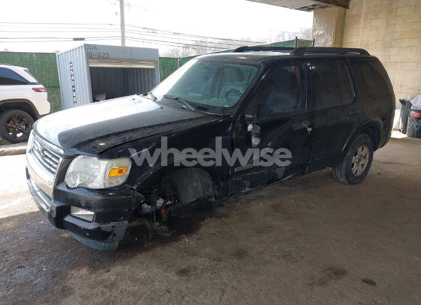 Photo 2 of 2006 Ford Explorer XLT (VIN 1FMEU73846UB53904)