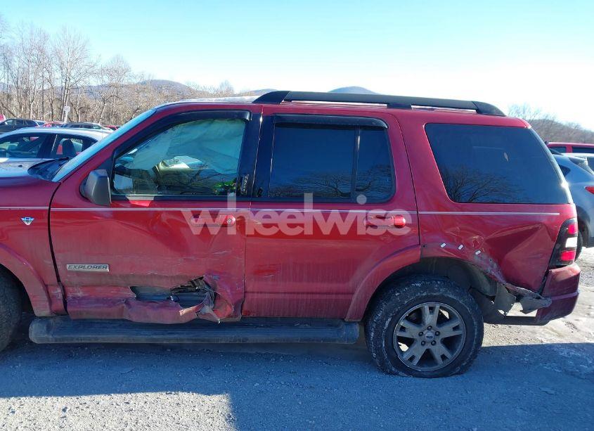 Photo 12 of 2008 Ford Explorer XLT (VIN 1FMEU73848UA24242)