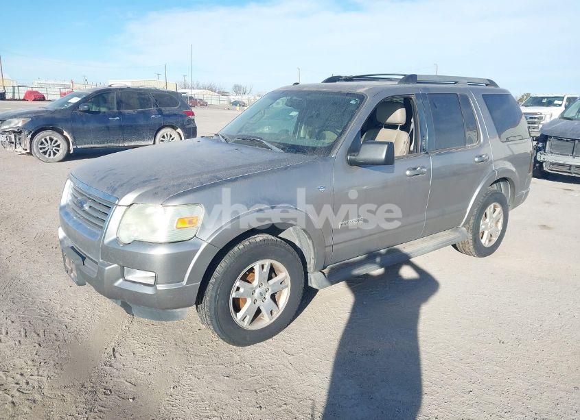Photo 2 of 2008 Ford Explorer XLT (VIN 1FMEU73848UA69018)