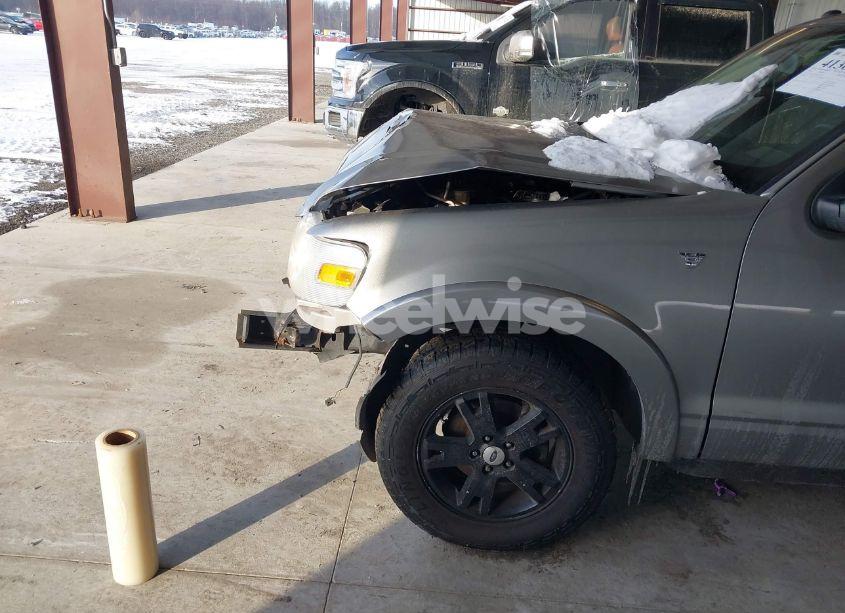 Photo 13 of 2008 Ford Explorer XLT (VIN 1FMEU73858UA42314)