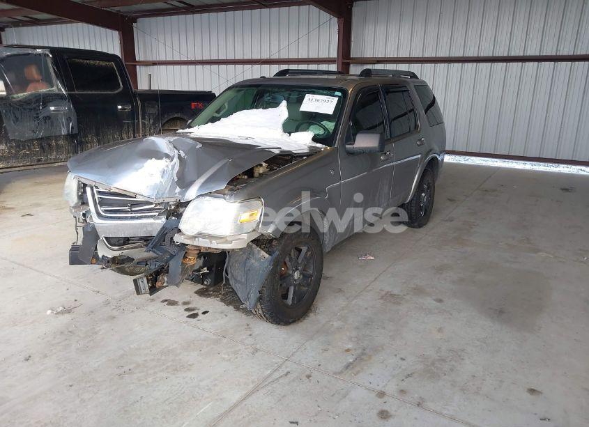 Photo 2 of 2008 Ford Explorer XLT (VIN 1FMEU73858UA42314)