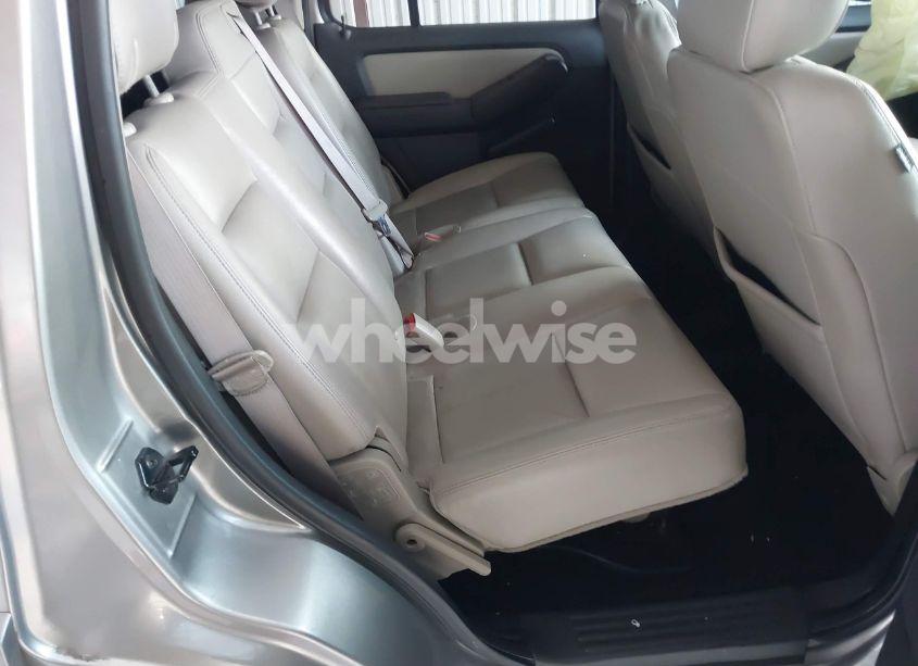 Photo 8 of 2008 Ford Explorer XLT (VIN 1FMEU73858UA42314)