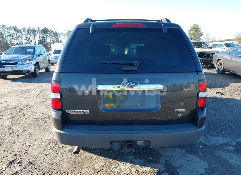 Photo 15 of 2006 Ford Explorer XLT (VIN 1FMEU73876UB55307)