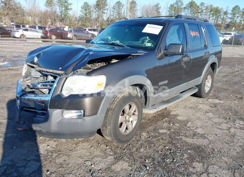 Photo 2 of 2006 Ford Explorer XLT (VIN 1FMEU73876UB55307)