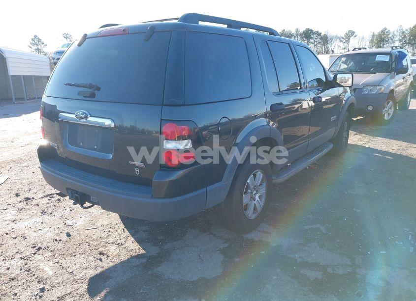 Photo 4 of 2006 Ford Explorer XLT (VIN 1FMEU73876UB55307)