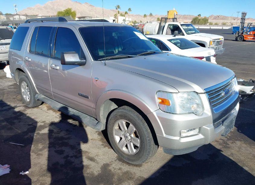 2008 Ford Explorer XLT (VIN 1FMEU73888UA84864) main photo