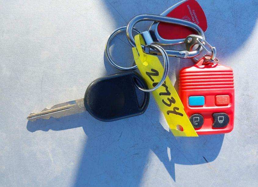 Photo 11 of 2008 Ford Explorer XLT (VIN 1FMEU73888UA84864)