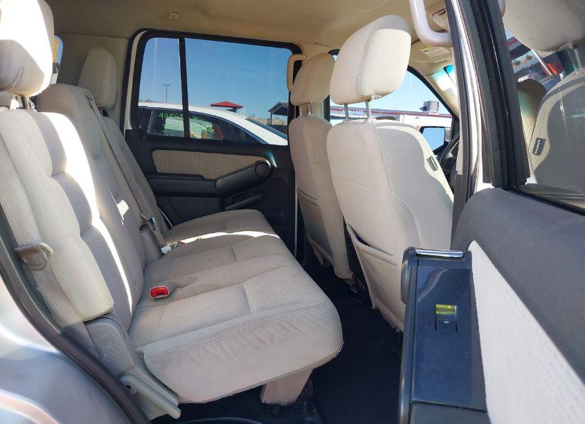 Photo 8 of 2008 Ford Explorer XLT (VIN 1FMEU73888UA84864)