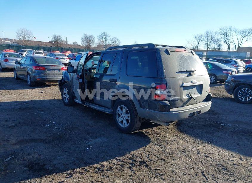 Photo 3 of 2006 Ford Explorer XLT (VIN 1FMEU73896ZA09638)