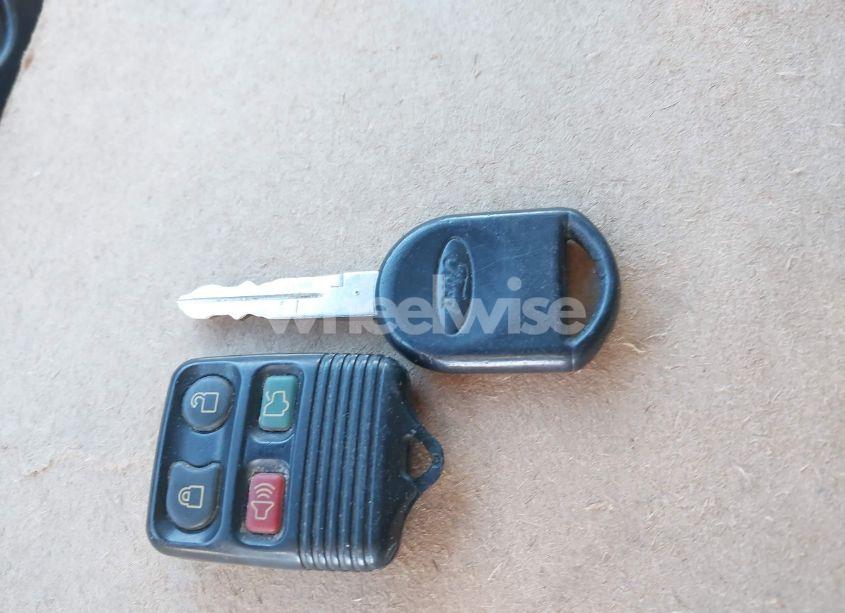 Photo 11 of 2007 Ford Explorer XLT (VIN 1FMEU73897UA49409)