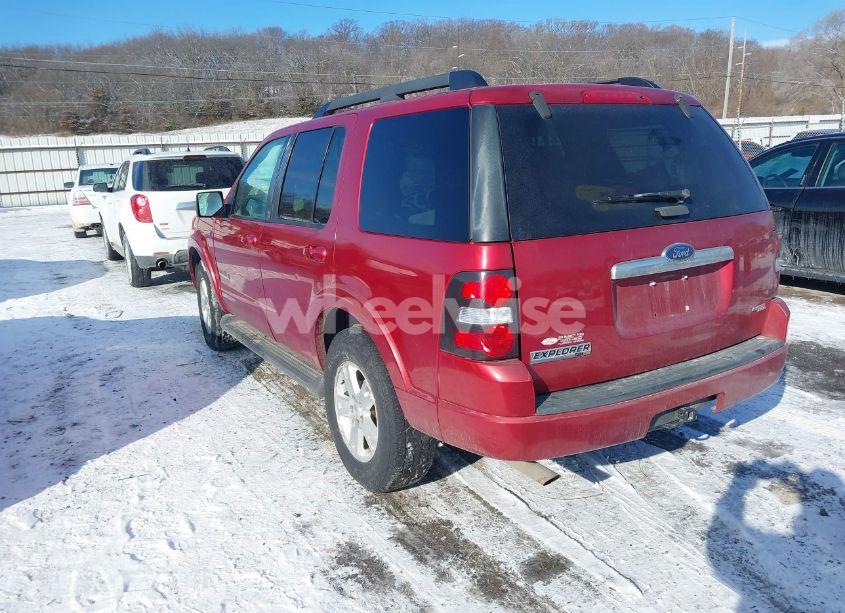 Photo 3 of 2007 Ford Explorer XLT (VIN 1FMEU73897UA49409)