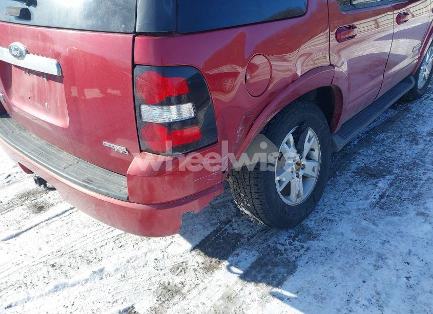 Photo 6 of 2007 Ford Explorer XLT (VIN 1FMEU73897UA49409)