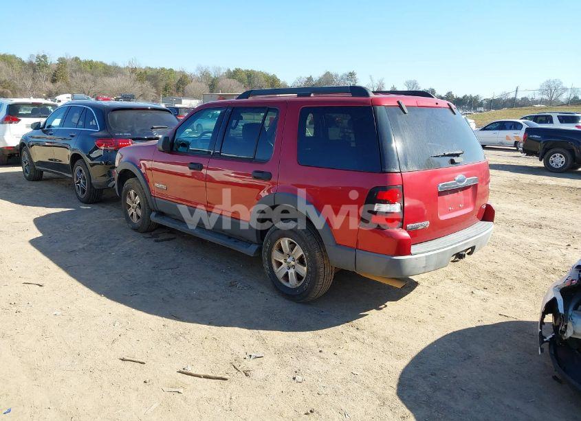 Photo 3 of 2006 Ford Explorer XLT (VIN 1FMEU73E06UA70914)