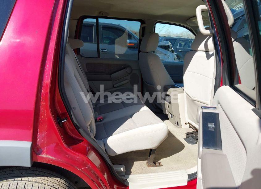 Photo 8 of 2006 Ford Explorer XLT (VIN 1FMEU73E06UA70914)