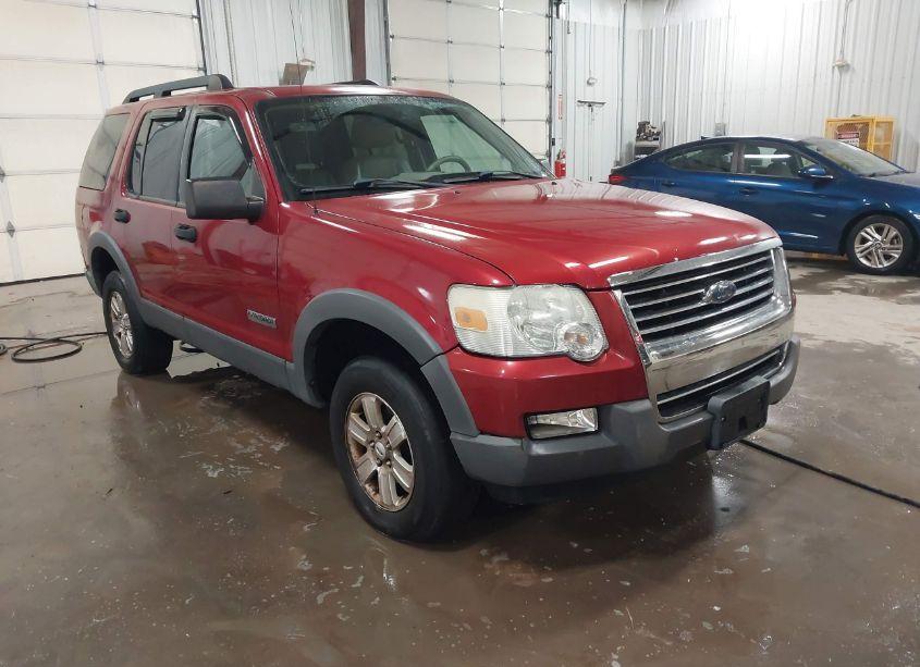 2006 Ford Explorer XLT (VIN 1FMEU73E06ZA08769) main photo
