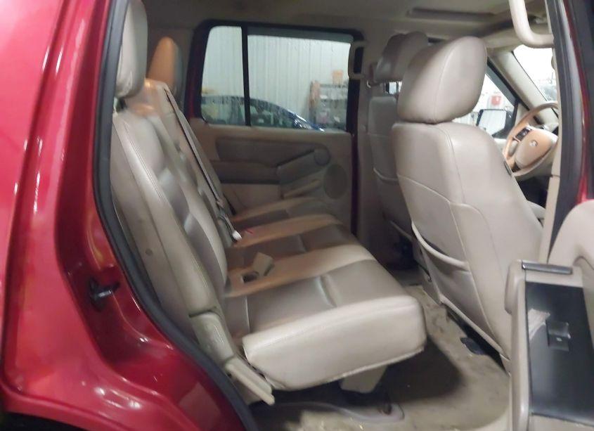 Photo 8 of 2006 Ford Explorer XLT (VIN 1FMEU73E06ZA08769)